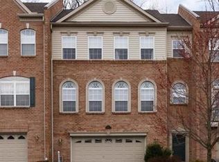 3178 Woods Edge Dr, Garnet Valley, PA 19060