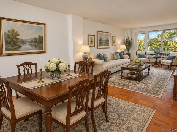281 Garth Road #A6H, Scarsdale, NY 10583