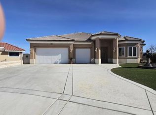 26461 Edgewater Ln, Helendale, CA 92342