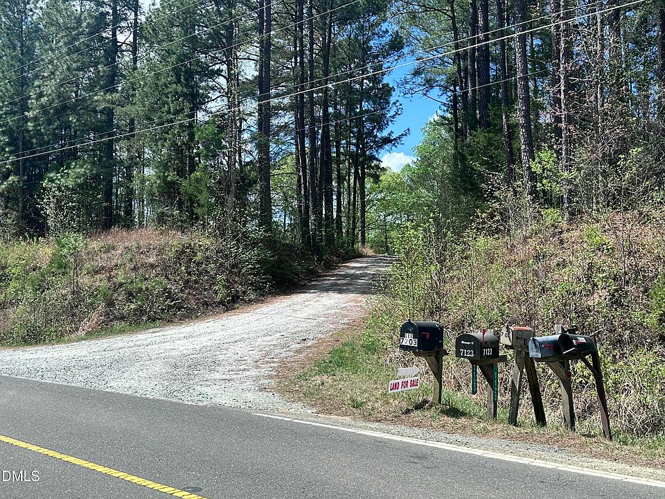 2nd image of 7227 Russell Rd