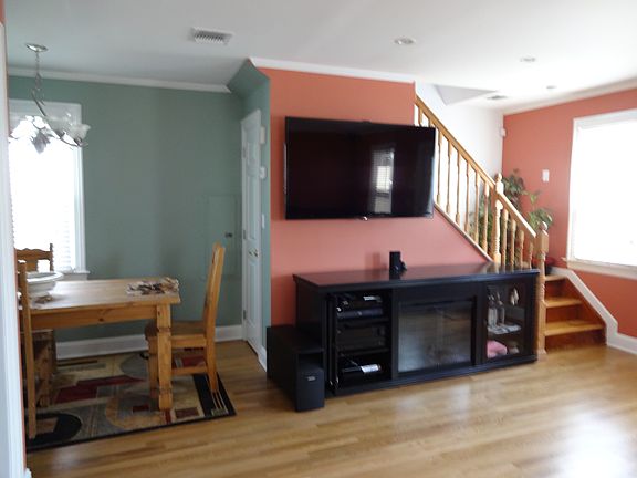 4th image of 27 W Jackson Ave
