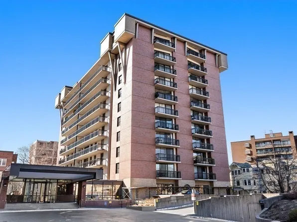 50 Longwood Ave APT 518, Brookline, MA 02446