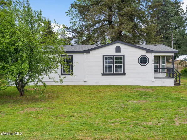 32070 N 7th Ave, Spirit Lake, ID 83869