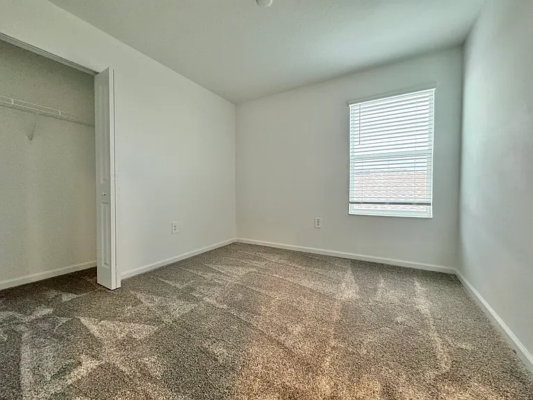 553 Reggie Rd — Photo 41