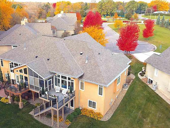 3rd image of 129 Viking Ct