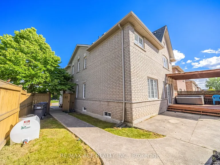 86 Treasure Dr #MAIN — Photo 45