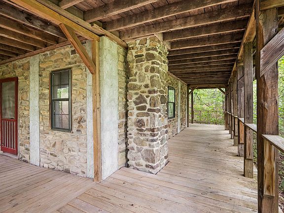 48th image of 709 Jones Rd