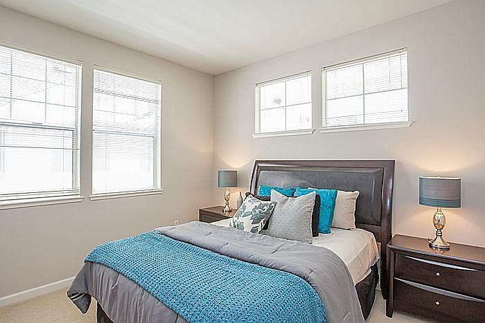 1st image of 903 Sunrose Ter APT 307