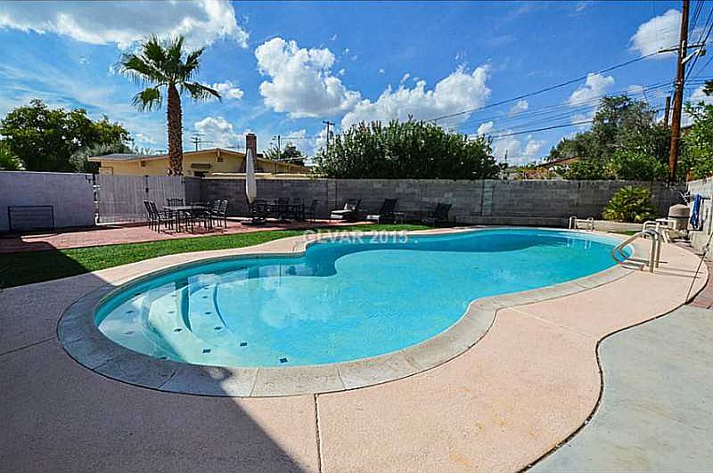1st image of 5608 Morendo Dr