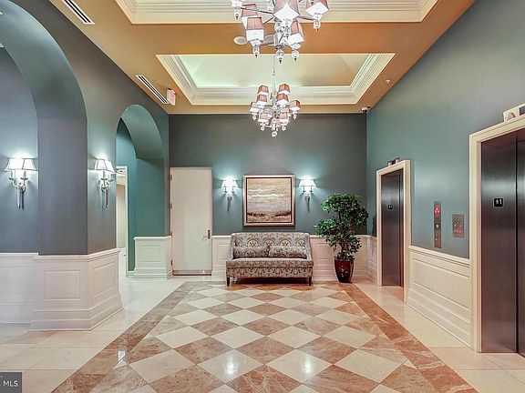 5th image of 1915 Towne Centre Blvd Unit 609