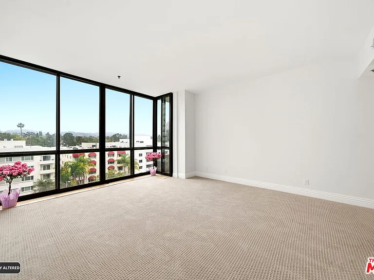 10660 Wilshire Blvd #805 — Photo 44