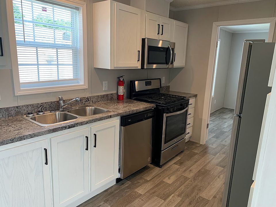 1st image of 47 Bluebird Hill Dr #183