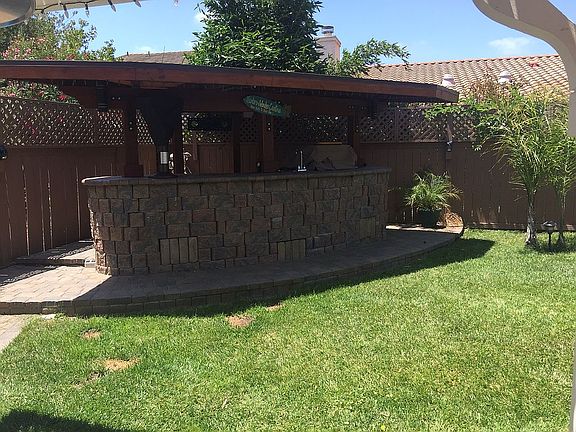 5th image of 1121 Olivia Dr