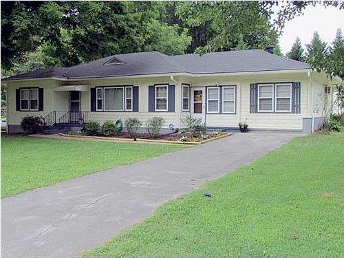 1st image of 6615 Ballard Dr