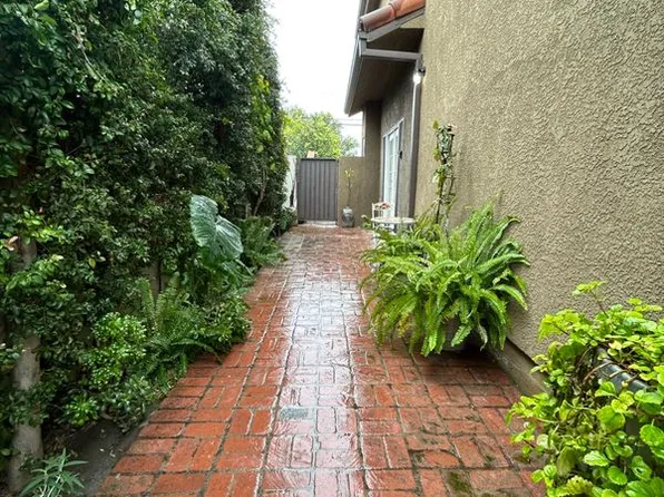 10210 Newville Ave, Downey, CA 90241