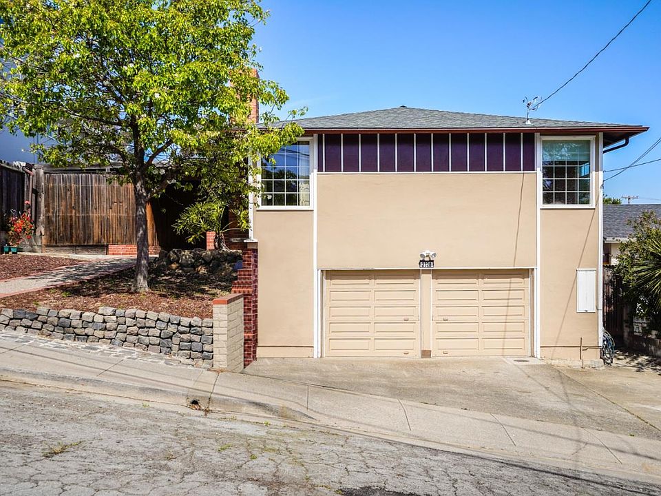 1st image of 2320 Toyon Way