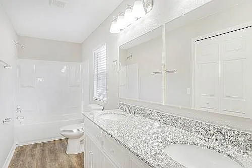 13390 Prestwick Dr — Photo 11