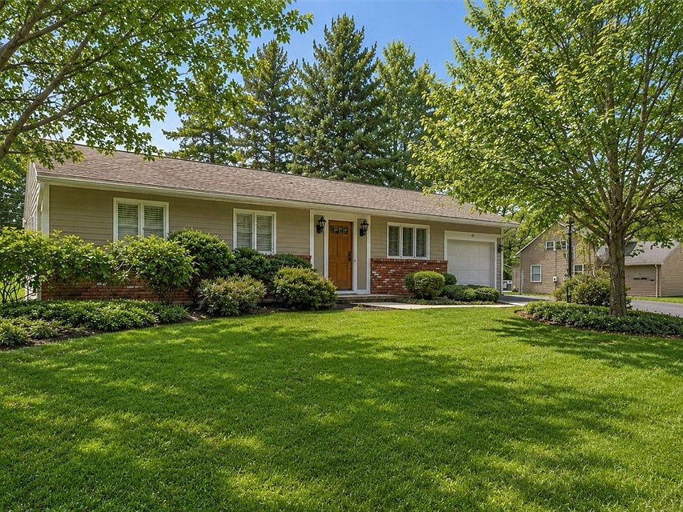 1st image of 13 Harvest Rd