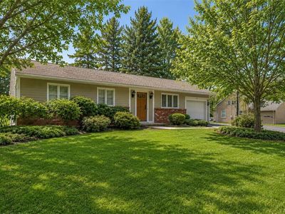 13 Harvest Rd, Fairport, NY, 14450