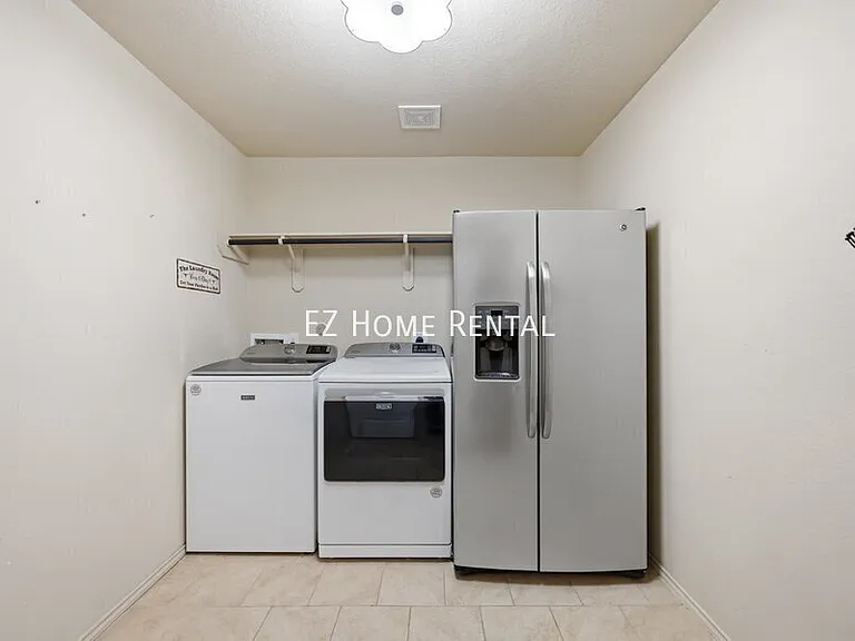 21615 Cavallo Ln — Photo 21