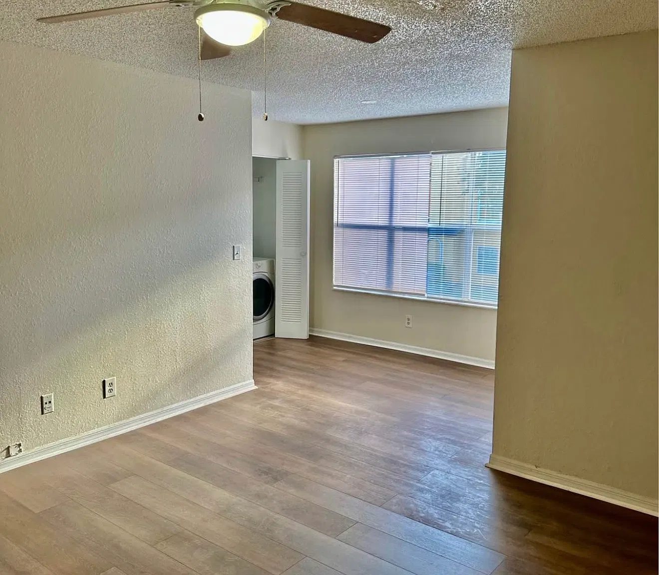 4630 Commander Dr — Photo 2