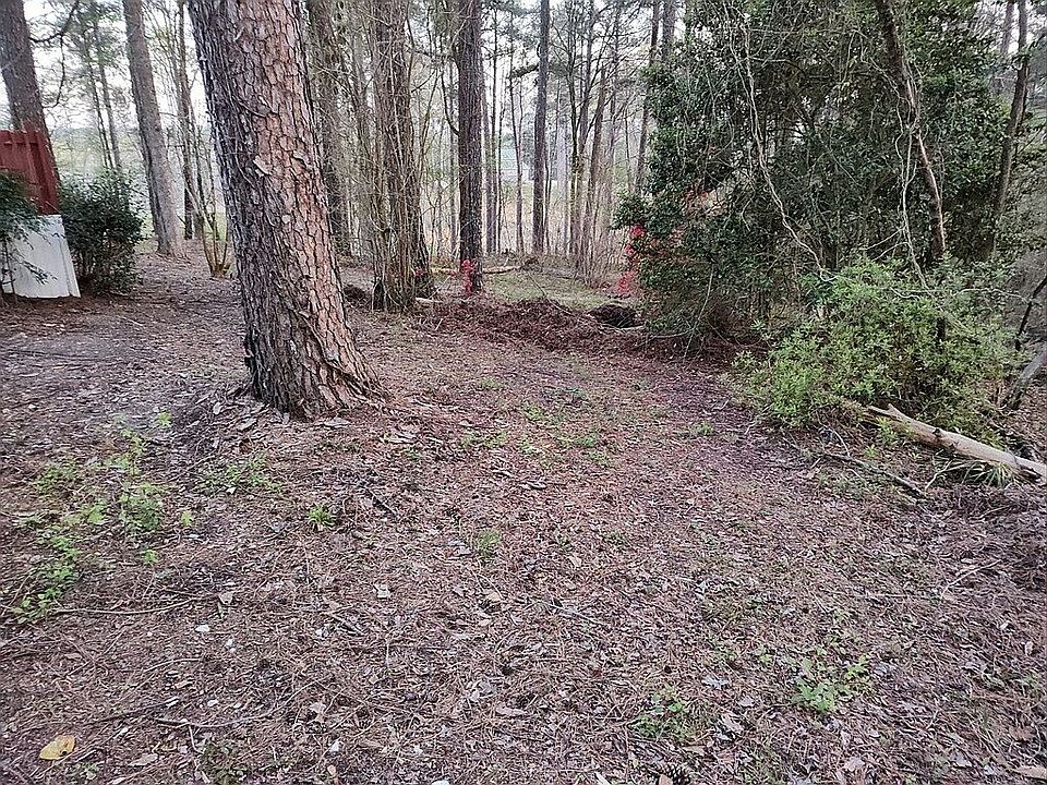 1st image of 121 Double Creek Rd