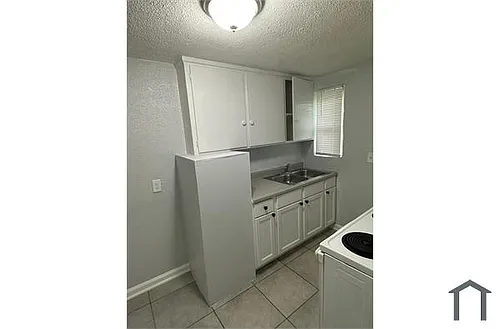 2120 Brooklyn Rd Photo 1