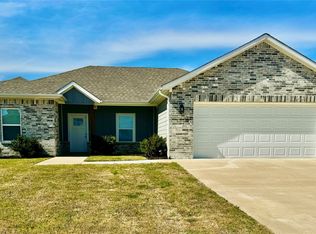 3828 Skylane Ave, Corsicana, TX 75110