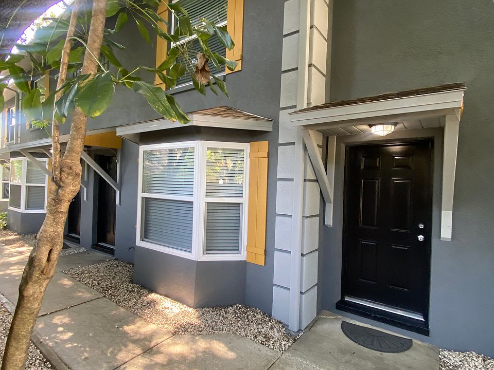 1st image of 504 S Westland Ave APT D
