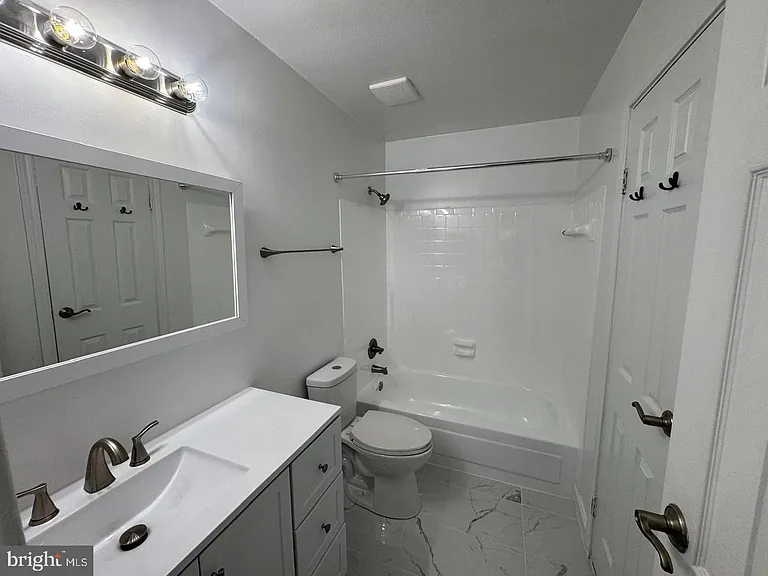 18518 Boysenberry Dr #226 — Photo 15