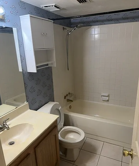4424 Junction Dr — Photo 17