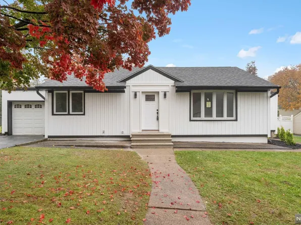 111 Brookfield Rd, Dumont, NJ 07628