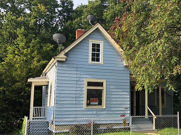 2nd image of 1563 Ambrose Ave