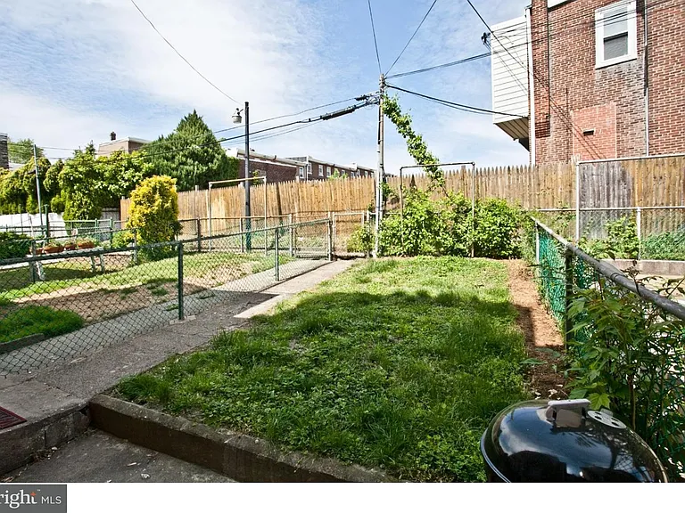 4205 Terrace St — Photo 10