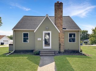 2140 Farnam St, La Crosse, WI 54601