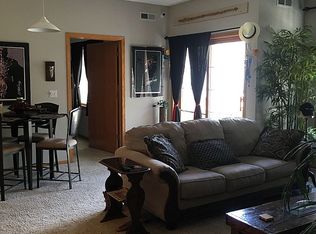 2449 Patricia Dr, Urbandale, IA 50322