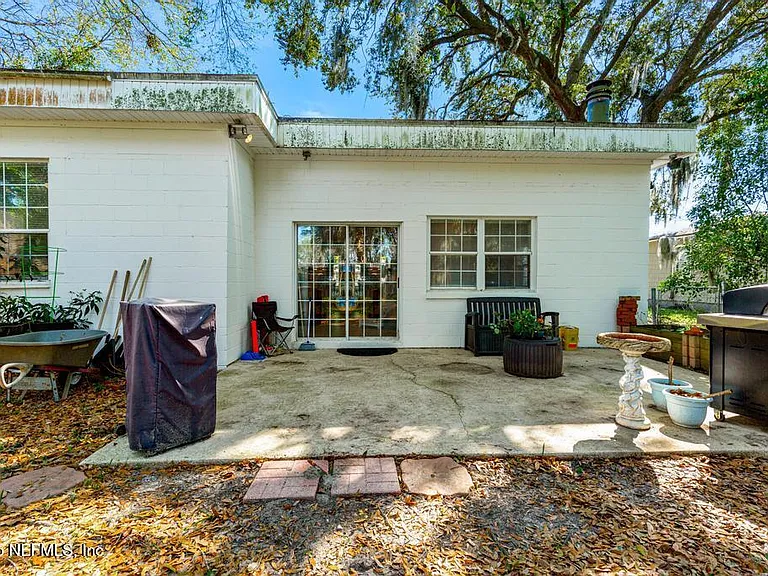 6545 Newcastle Rd — Photo 42