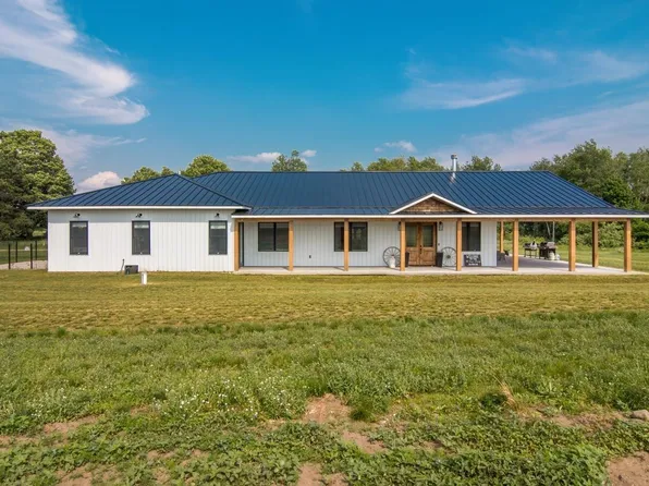 9501 Chief Rd, Bear Lake, MI 49614
