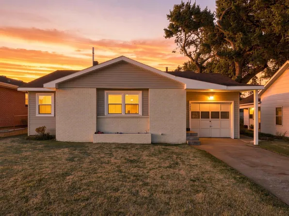 827 2nd St, Alva, OK 73717