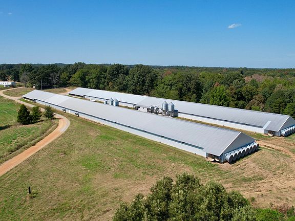 4th image of 444 Story Rd