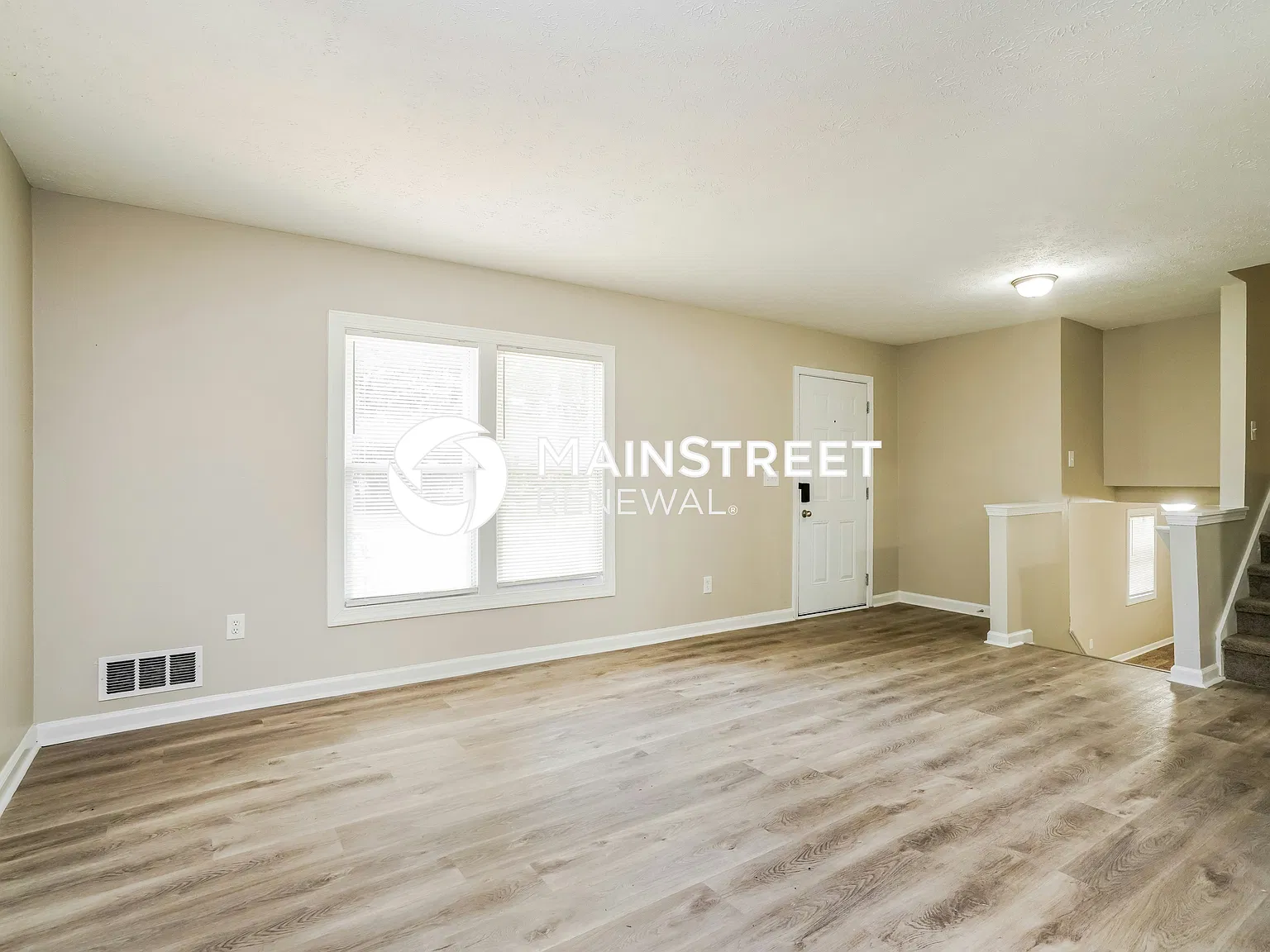 8755 Bellwood Ct — Photo 3