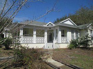 301 E Martin Luther King Jr Dr, Tarpon Springs, FL 34689
