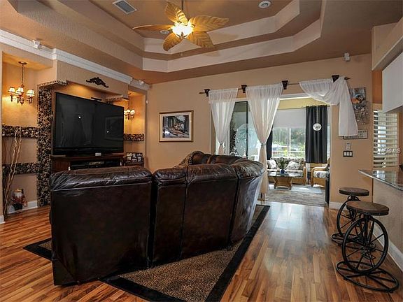 3rd image of 11105 Church Dr