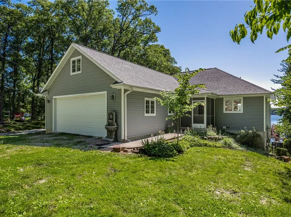 14660 N 7th Ave, Effingham, IL 62401