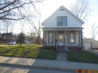 311 S Morris Ave, Bloomington, IL