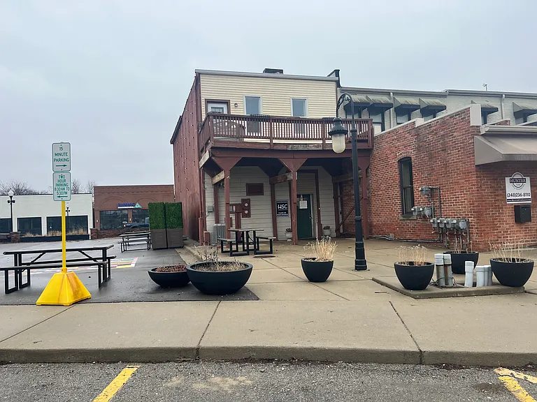 9 1/2 N Washington St #UPSTAIRS — Photo 24