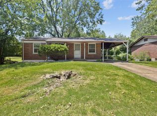 1754 Foley Dr, Saint Louis, MO 63136