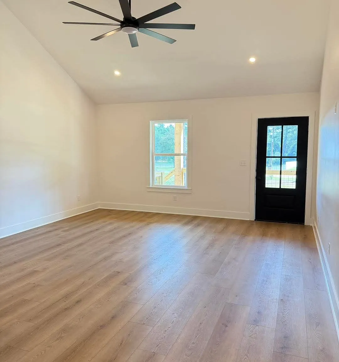 2 bed, 1224 sqft, $1,650 — Photo 2
