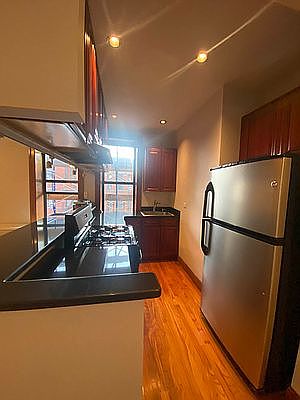 2nd image of 201 W 83rd St #2C3C