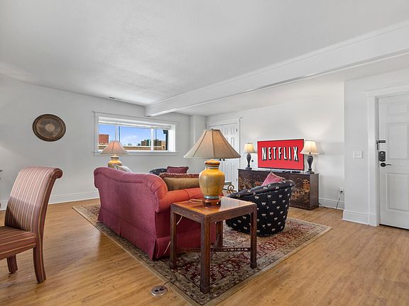 3rd image of 519 Hickory St Ste 3